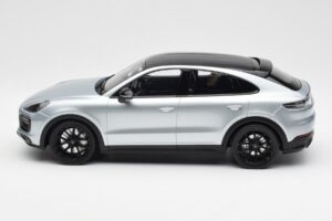 Porsche Cayenne E3 S Coupe Dolo Ασημί Norev 1:18 WAP0213220K Μέταλλο - εικόνα 3 από 6