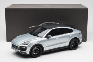 Porsche Cayenne E3 S Coupe Dolo Ασημί Norev 1:18 WAP0213220K Μέταλλο - εικόνα 6 από 6