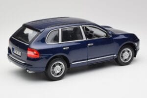 Porsche Cayenne S 9PA Dark Sea Μπλε Μεταλλικό Maisto 1:18 31635 Μέταλλο - εικόνα 3 από 8