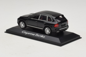 Porsche Cayenne Turbo Dark Green Metallic Minichamps 1:43 WAP02061117 Μέταλλο - εικόνα 3 από 5