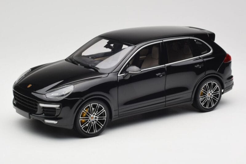 Porsche Cayenne Turbo S 958 Black Metallic Minichamps 1:18 110064000 Μέταλλο