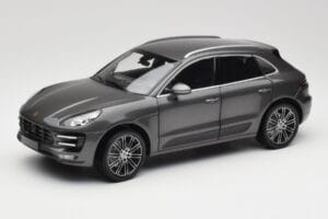 Porsche Macan Turbo 95B Grey Metallic Minichamps 1:18 110062501 Μέταλλο