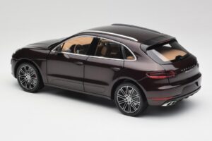 Porsche Macan 95B Turbo Μαόνι Μεταλλικό Minichamps 1:18 110062500 Μέταλλο - εικόνα 7 από 8