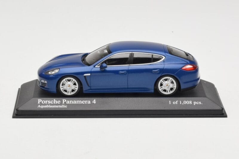 Porsche Panamera 970 4S Blue Metallic Minichamps 1:43 WAP0200419 Μέταλλο