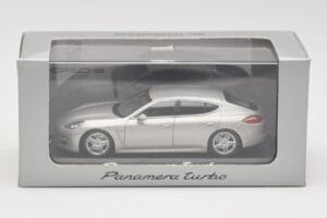 Porsche Panamera 970 Turbo Μπεζ Minichamps 1:43 WAP0200519 Μέταλλο - εικόνα 4 από 4
