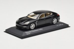 Porsche Panamera 970 Turbo Μαύρο Μεταλλικό Minichamps 1:43 400068271 Μέταλλο - εικόνα 2 από 4