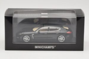Porsche Panamera 970 Turbo Μαύρο Μεταλλικό Minichamps 1:43 400068271 Μέταλλο - εικόνα 4 από 4