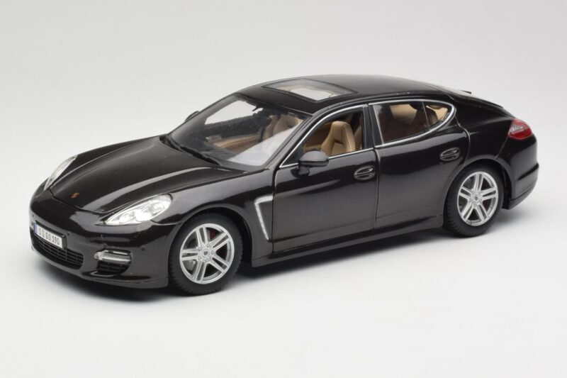 Porsche Panamera Turbo 970 Μαύρο Maisto 1:18 36197 Μέταλλο