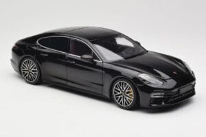 Porsche Panamera 971 Turbo S Μαύρο Metallic Minichamps 1:18 113061076 Μέταλλο - εικόνα 6 από 8