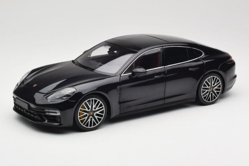 Porsche Panamera 971 Turbo S Μπλε Metallic Minichamps 1:18 113061075 Μέταλλο