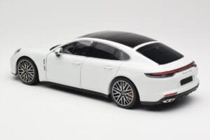 Porsche Panamera 971 Turbo S Λευκό Metallic Minichamps 1:18 113061074 Μέταλλο - εικόνα 7 από 8