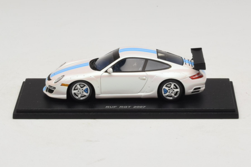 Porsche RUF RGT 997 White Metallic Spark 1:43 Porsche RUF RGT 997 White Metallic Spark 1:43 S0716 Ρητίνη