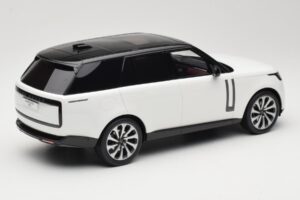 Land Rover Range Rover L460 P530 Autobiography Fuji White GT Spirit 1:18 GT533 Ρητίνη - εικόνα 2 από 6