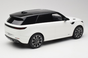Range Rover Sport L461 P510e Fuji White GT Spirit 1:12 GT553 Ρητίνη - εικόνα 2 από 6