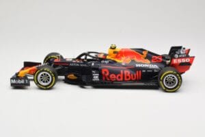 Red Bull Racing RB16 #23 A. Albon 4th Place Styrian GP 2020 Minichamps 1:18 110200223 Μέταλλο - εικόνα 3 από 6