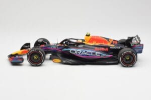 Red Bull Racing RB19 #11 S. Perez 2nd Place Miami GP 2023 Minichamps 1:18 110230511 Μέταλλο - εικόνα 3 από 6
