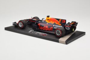 Red Bull Racing Tag Heuer RB13 #3 D. Ricciardo 3rd Place Malaysian GP 2017 Minichamps 1:18 117171503 Μέταλλο - εικόνα 5 από 6