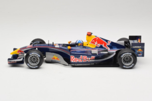 Red Bull RB1 Cosworth #14 D. Coulthard Red Bull Racing Showcar 2005 Minichamps 1:18 100050014 Μέταλλο - εικόνα 3 από 6