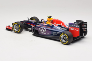 Red Bull RB10 Renault #3 D. Ricciardo Infiniti Red Bull Racing Showcar 2014 Minichamps 1:18 110140003 Μέταλλο - εικόνα 5 από 6