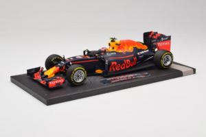 Red Bull RB12 Tag Heuer #26 D. Kvyat Red Bull Racing Showcar 2016 Minichamps 1:18 117160026 Ρητίνη - εικόνα 2 από 7
