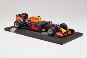 Red Bull RB12 Tag Heuer #3 D. Ricciardo Red Bull Racing 1st Pole Monaco Grand Prix 2016 Minichamps 1:18 117160103 Ρητίνη - εικόνα 4 από 7