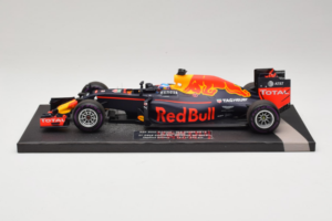 Red Bull RB12 Tag Heuer #3 D. Ricciardo Red Bull Racing 1st Pole Monaco Grand Prix 2016 Minichamps 1:18 117160103 Ρητίνη