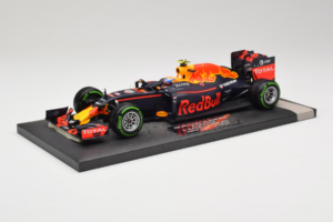 Red Bull RB12 Tag Heuer #33 M. Verstappen Red Bull Racing Showcar 2016 Minichamps 1:18 117161233 Ρητίνη - εικόνα 2 από 7