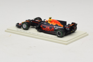 Red Bull RB13 Tag Heuer #33 M. Verstappen 3rd Chinese Grand Prix 2017 Spark 1:43 S5037 Ρητίνη - εικόνα 3 από 4