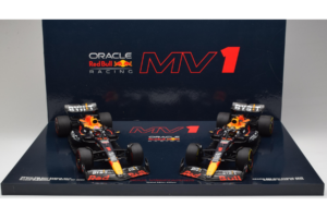 Red Bull RB19 Honda RBPT #1 M. Verstappen Oracle Red Bull Racing Qatar Grand Prix World Champion 2023 Minichamps 1:18 1122318 - εικόνα 6 από 6
