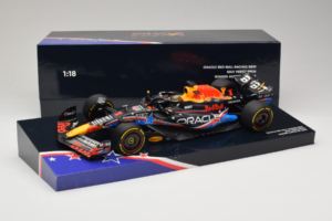 Red Bull RB19 #1 M. Verstappen Oracle Red Bull Racing United States Grand Prix Winner World Champion 2023 Minichamps 1:18 113 - εικόνα 7 από 7