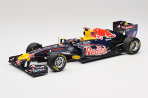 Red Bull RB7 Renault #1 S. Vettel Red Bull Racing World Champion 2011 Minichamps 1:18 110110001 Μέταλλο