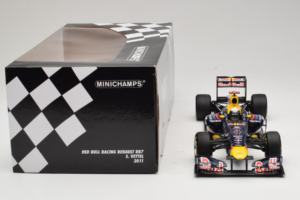 Red Bull RB7 Renault #1 S. Vettel Red Bull Racing World Champion 2011 Minichamps 1:18 110110001 Μέταλλο - εικόνα 6 από 6