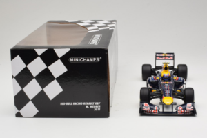 Red Bull RB7 Renault #2 M. Webber Red Bull Racing Showcar 2011 Minichamps 1:18 110110002 Μέταλλο - εικόνα 7 από 7