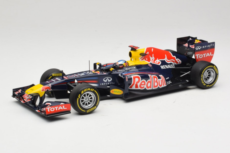 Red Bull RB8 Renault #1 S. Vettel Red Bull Racing Showcar 2012 Minichamps 1:18 110120071 Μέταλλο