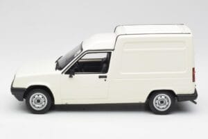 Renault Express Λευκό Otto 1:18 OT466 Ρητίνη - εικόνα 3 από 5