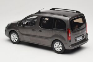 Renault Juvaquatre Break 300 kg Ελεφαντόδοντο Norev 1:18 185260 Μέταλλο - εικόνα 5 από 6