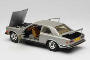 Rolls-Royce Camargue Ασημί Diamond Edition Bburago 1:18 3001-M3 Μέταλλο - εικόνα 5 από 8