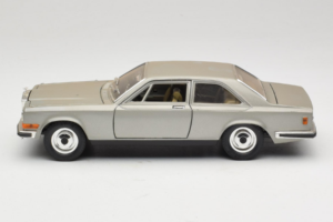 Rolls-Royce Camargue Ασημί Bburago 1:18 3001-M2 Μέταλλο - εικόνα 4 από 8