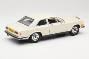 Rolls-Royce Camargue Λευκό Bburago 1:22 3001-M1 Μέταλλο - εικόνα 2 από 8