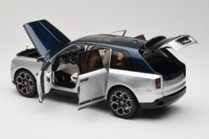 Rolls-Royce Cullinan Μπλε & Ασημί Δίχρωμο OEM 1:18 028-16B Μέταλλο - εικόνα 5 από 8