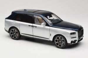Rolls-Royce Cullinan Μπλε & Ασημί Δίχρωμο OEM 1:18 028-16B Μέταλλο - εικόνα 6 από 8