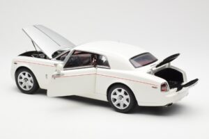 Rolls-Royce Phantom Coupe English Λευκό Ασημί Kyosho 1:18 08861EW Μέταλλο - εικόνα 5 από 8