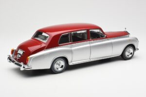 Rolls-Royce Phantom VI Ασημί Κόκκινο Kyosho 1:18 08905SR Μέταλλο - εικόνα 3 από 8