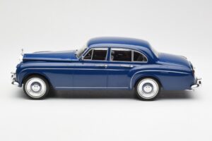 Rolls-Royce Silver Cloud III Flying Spur Mulliner RHD Σκούρο Μπλε MCG 1:18 MCG18124 Μέταλλο - εικόνα 3 από 6