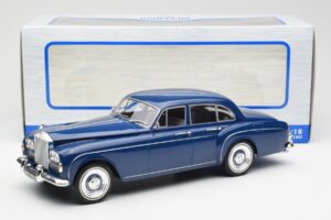 Rolls-Royce Silver Cloud III Flying Spur Mulliner RHD Σκούρο Μπλε MCG 1:18 MCG18124 Μέταλλο - εικόνα 6 από 6