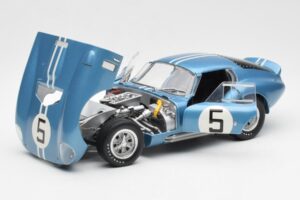 Shelby Cobra Daytona Coupe #5 D. Gurney / B. Bondurant 24 Hours of Le Mans 1964 Exoto 1:18 135190555498 Μέταλλο - εικόνα 2 από 8