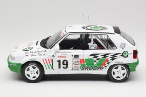 Skoda Felicia Kit Car #19 P. Sibera / P. Gross Tour de Corse 1995 IXO 1:18 18RMC149B Μέταλλο - εικόνα 3 από 6