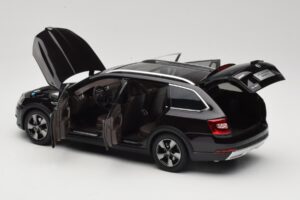 Skoda Octavia Mk4 Combi Καφέ Paudi Model 1:18 ZMR000005BRA Μέταλλο - εικόνα 5 από 8
