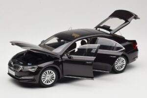 Skoda Superb Mk3 Μαύρο Paudi Model 1:18 ZSS000006BLA Μέταλλο - εικόνα 2 από 8
