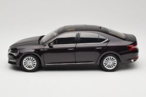 Skoda Superb Mk3 Μαύρο Paudi Model 1:18 ZSS000006BLA Μέταλλο - εικόνα 4 από 8